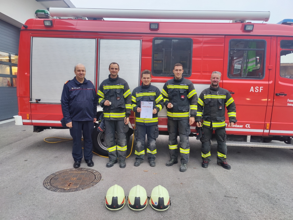 Erfolgreiche Atemschutzleistungsprüfung in Ternberg